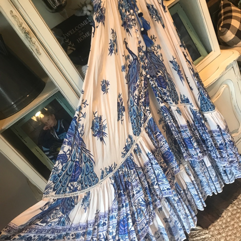 🦋SOLD🦋 Spell and the Gypsy Hotel Paradiso Gown - Picture 3 of 8